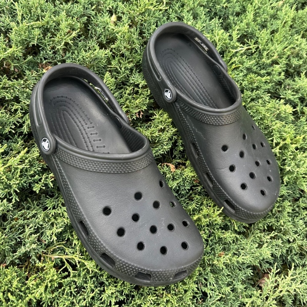 Crocs Adult Classic Clogs Unisex Size M10 W12 Black Sandals - Picture 2 of 12